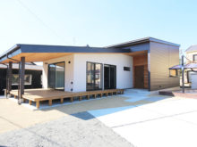 平屋 注文住宅建築実例 愛知県江南市 名古屋市 一宮市で新築 木造 Rcコンクリートのデザイン注文住宅 一戸建てを建てる地域密着の工務店 ホームアンドニコ 安井建設