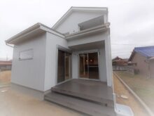 00万円 2500万円 注文住宅建築実例 愛知県江南市 名古屋市 一宮市で新築 木造 Rcコンクリートのデザイン注文住宅 一戸建てを建てる地域密着の工務店 ホームアンドニコ 安井建設